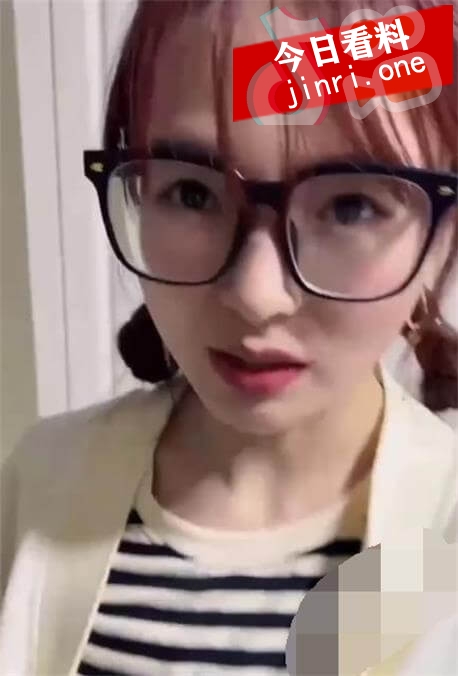 李晓萌 2.jpg